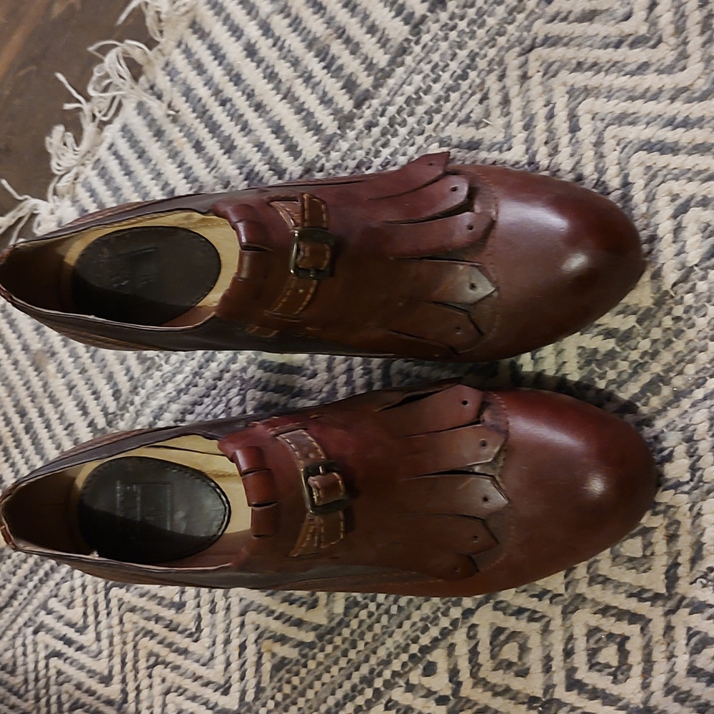 Frye Oxford Shootie size 9